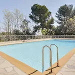 Duplex Apartment, Sea View And Swimming Pool *