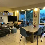 Duplex Apartment, Sea View And Swimming Pool * Niza