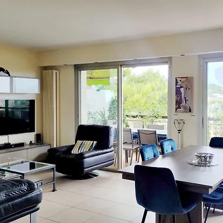 Duplex Apartment, Sea View And Swimming Pool Apartment